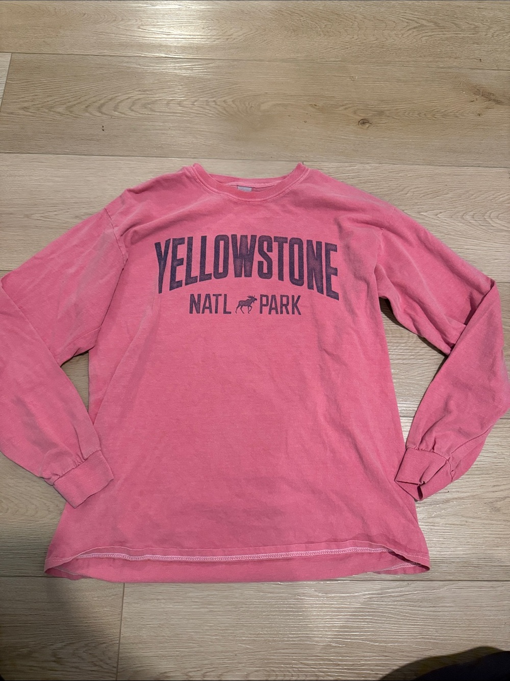 Gildan Pink Yellowstone Natl Park Long Sleeve Tee